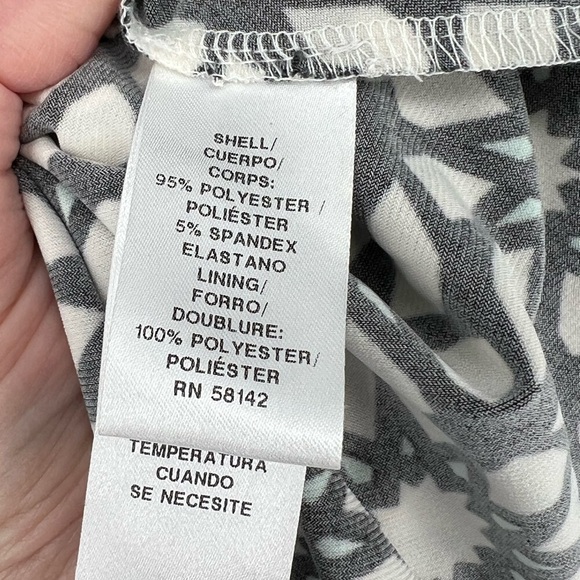 WISP GEOMETRIC KEYHOLE BODICE WHITE DRESS BLACK‎ DESIGN WITH BLUE ACCENT. - Picture 9 of 10